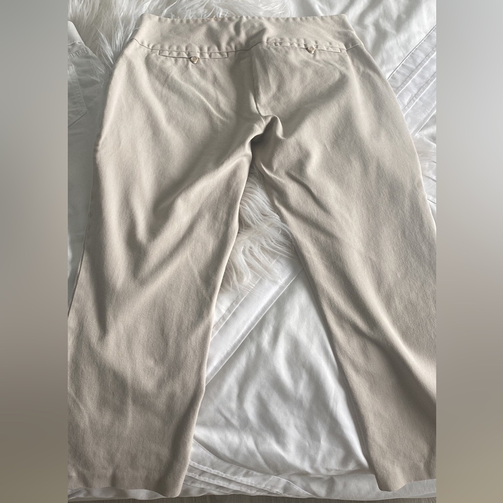 Women’s clothing, for questions of each please ask. Like new